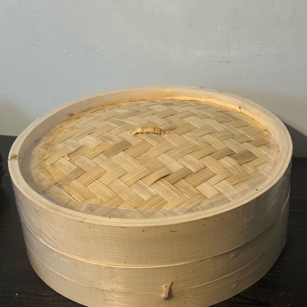 Bamboo Steamer with Lid, New